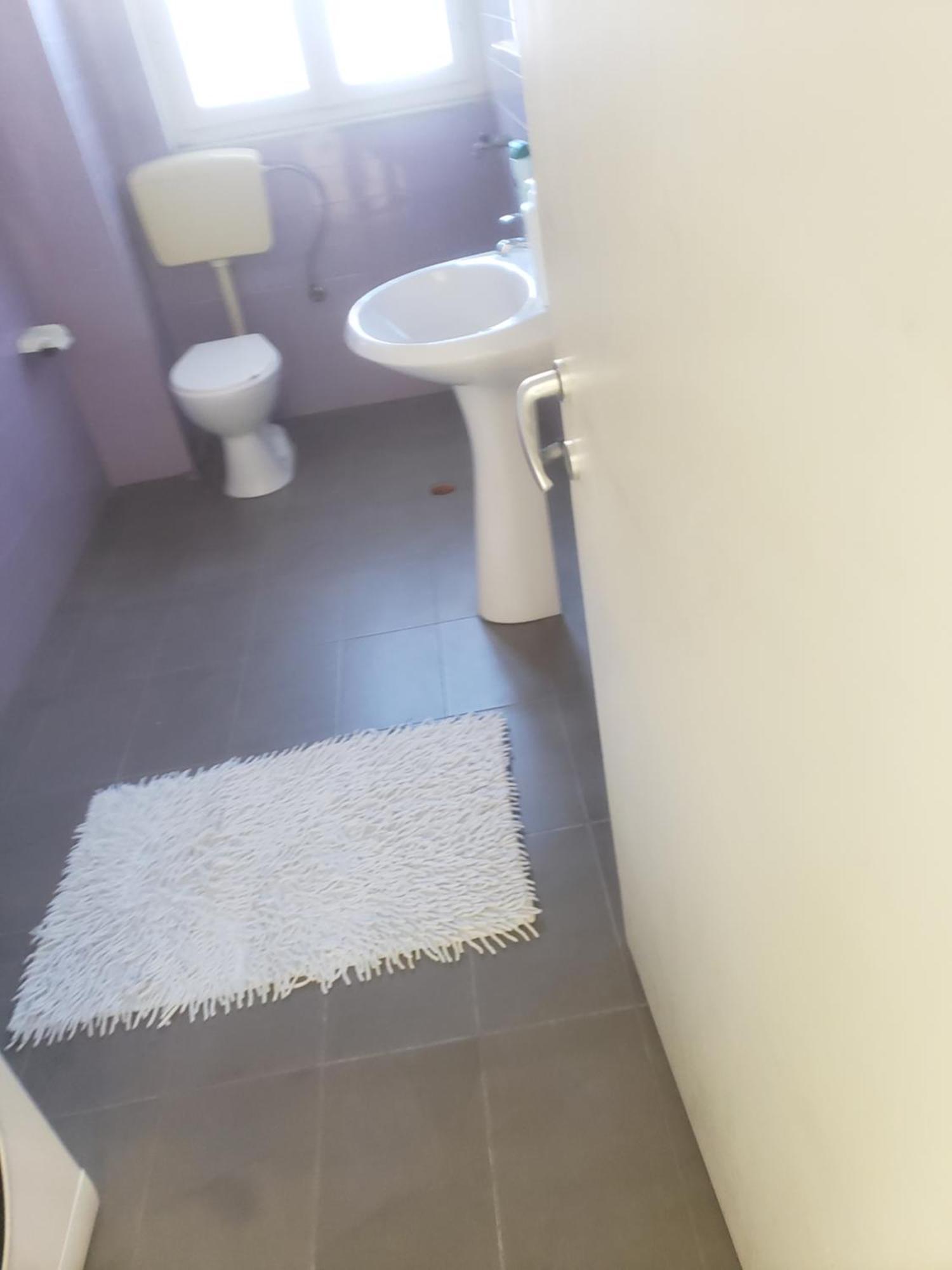 Hostel Oakland Tiranë Ngoại thất bức ảnh